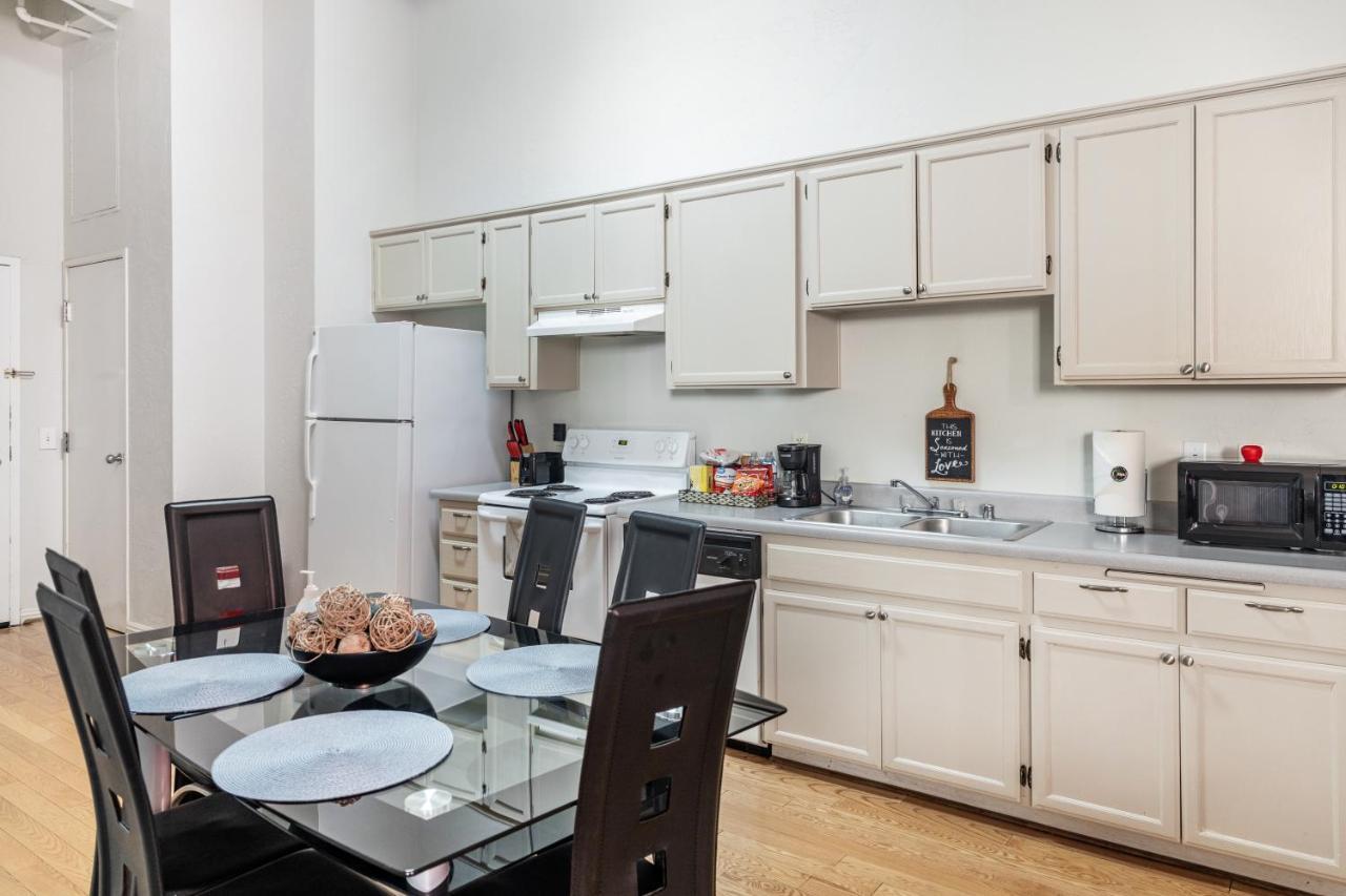 Gaslamp 2Bdrm - W Parking & 4 Beds #204 Hotel San Diego Exterior photo