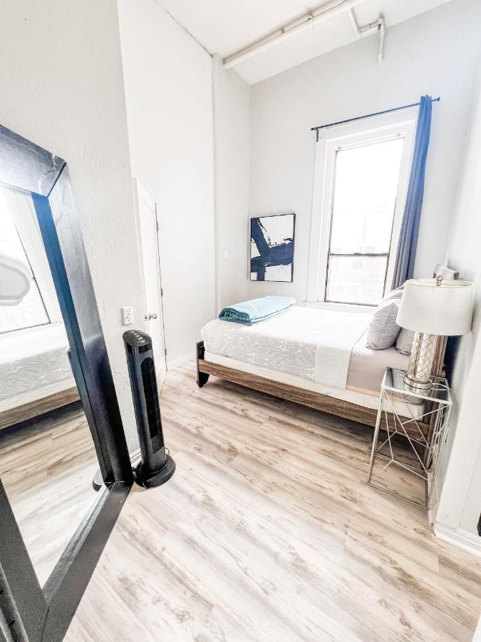 Gaslamp 2Bdrm - W Parking & 4 Beds #204 Hotel San Diego Exterior photo